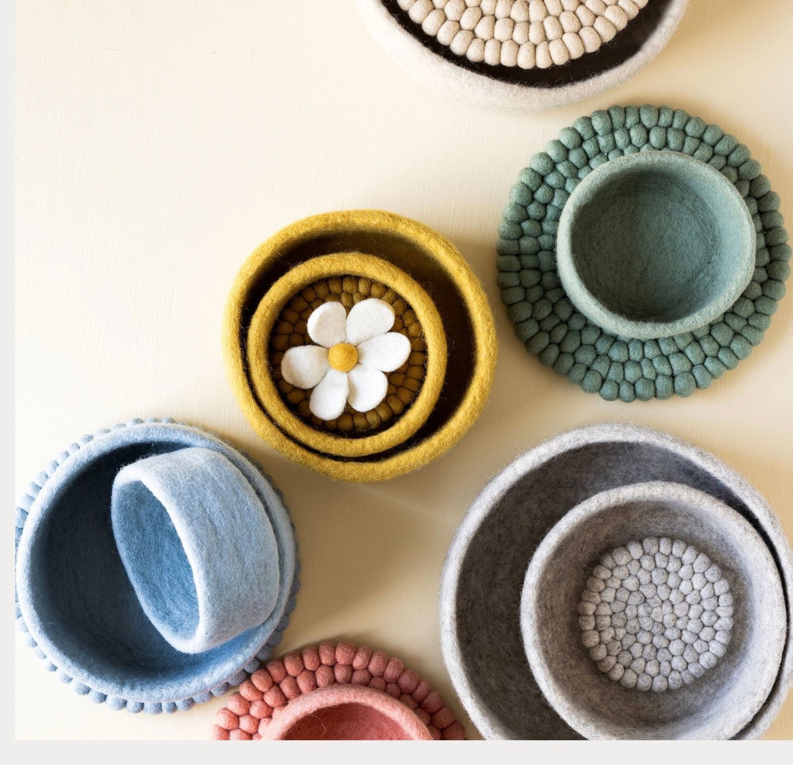 Felt Bowls – Set of 3 – Light Blue
