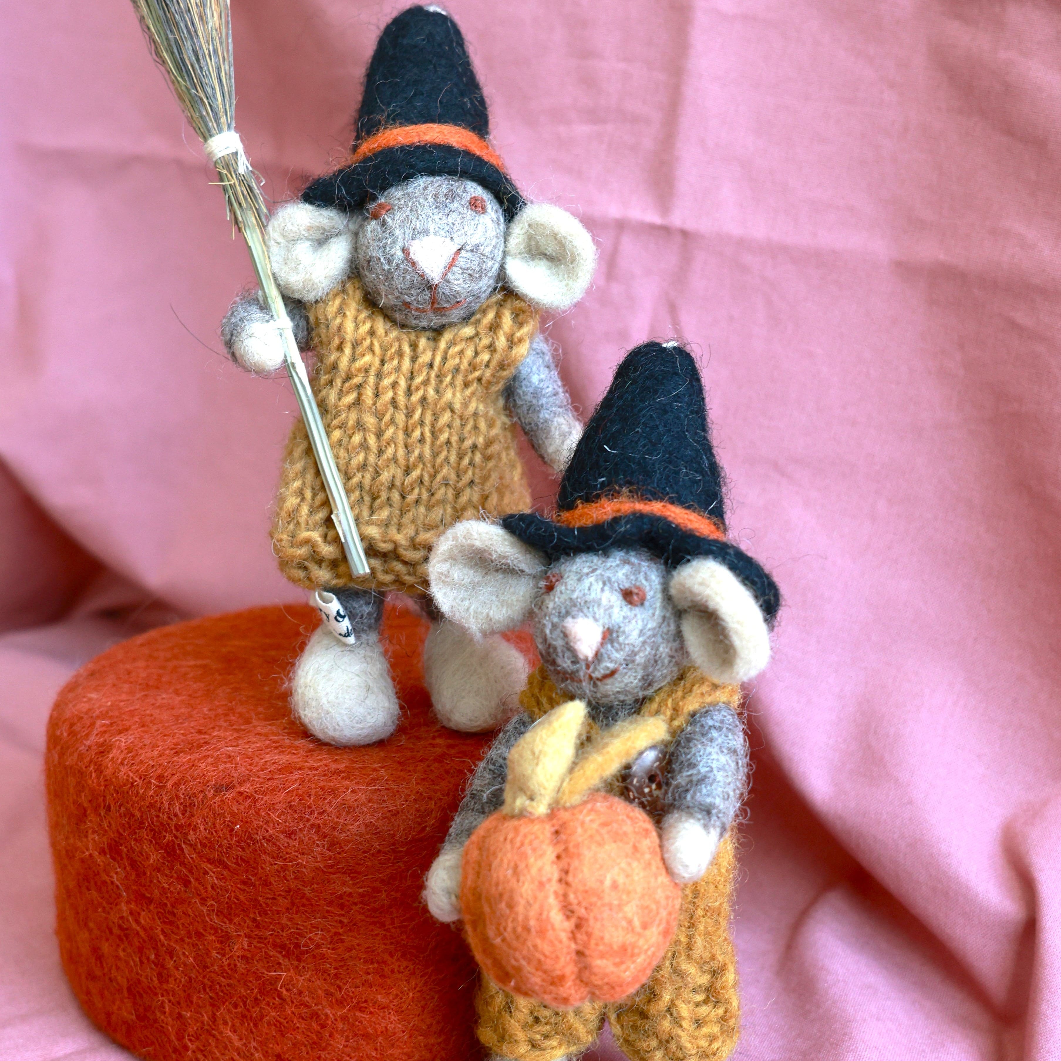 Felt Mouse Figures with Broom & Pumpkin